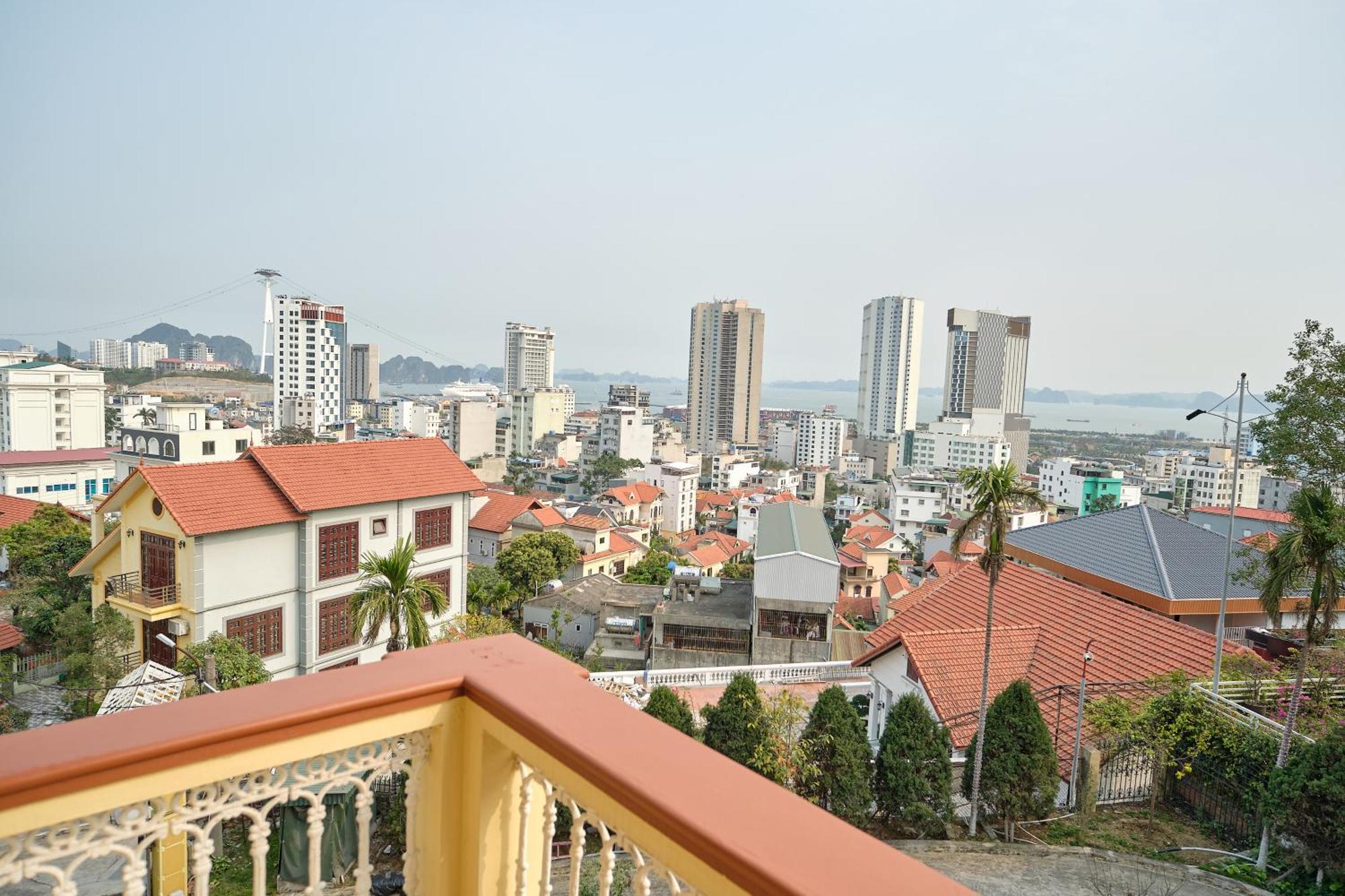 Kim'S Family Hotel Hạ Long Exterior foto